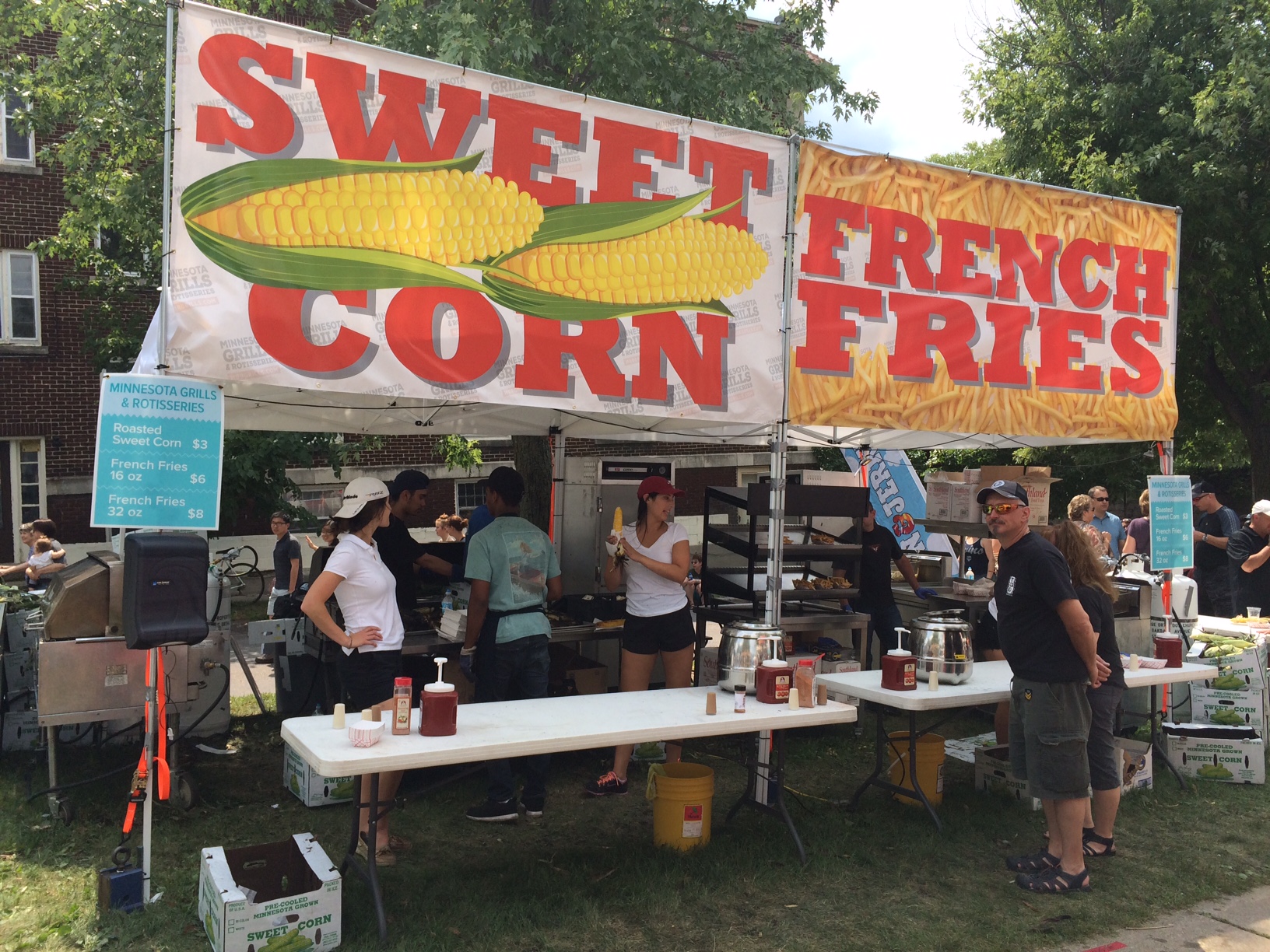Uptown Art Fair Minnesota Grills & Rotisseries
